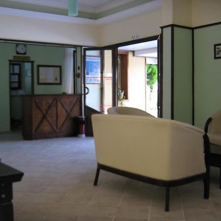 كوشاداسيه Oya Family Suites المظهر الخارجي الصورة