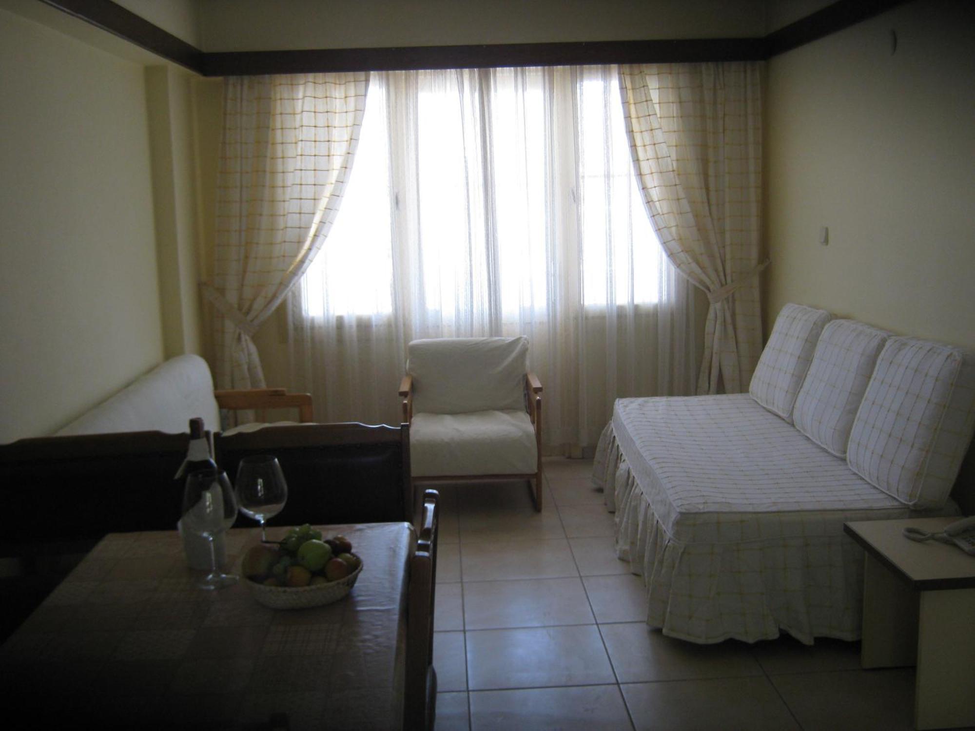 كوشاداسيه Oya Family Suites المظهر الخارجي الصورة