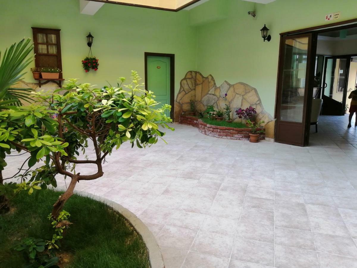 كوشاداسيه Oya Family Suites المظهر الخارجي الصورة